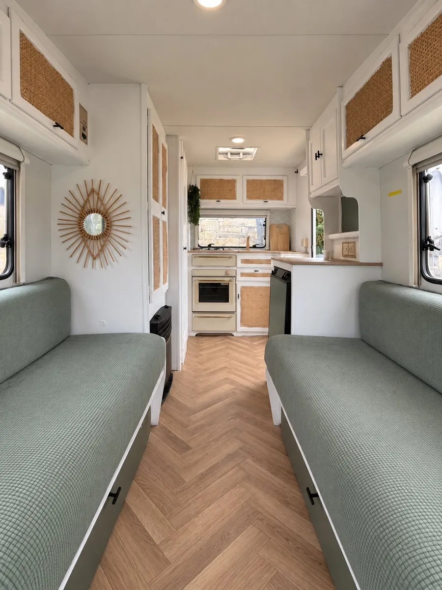 Swift 2/3 Berth Caravan - Image 4