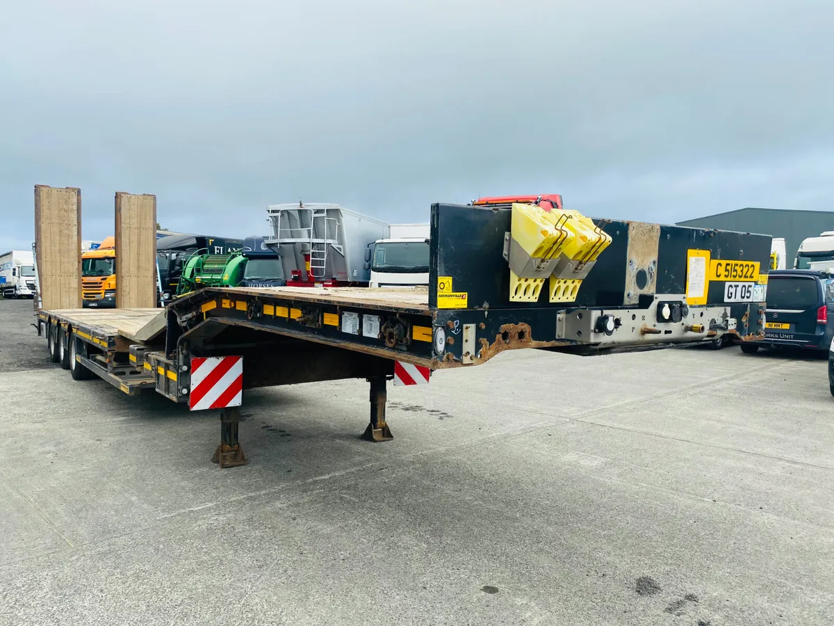 2019 Faymonville 3 axle extendable rear steer - Image 4