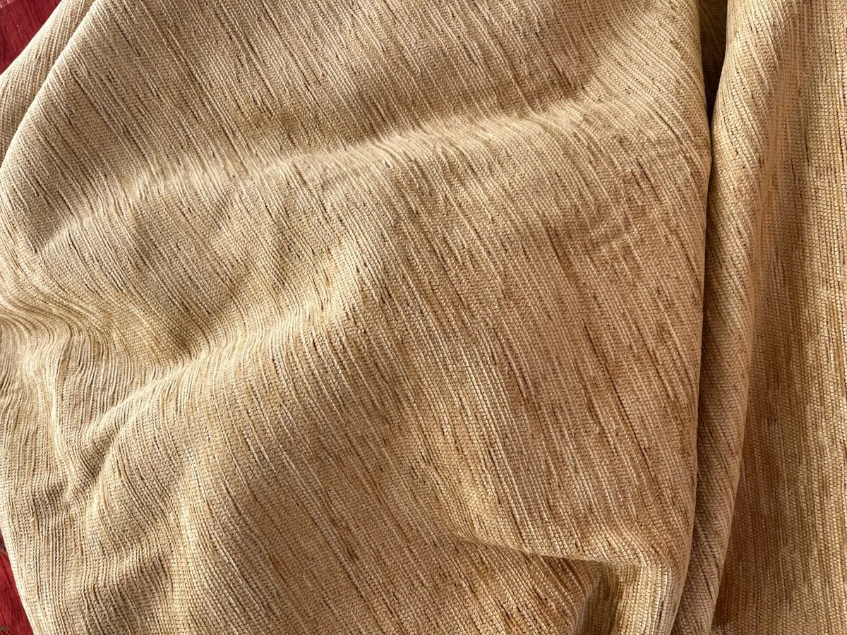 Beautiful Co-ordinating Upholstery Fabric - Image 3
