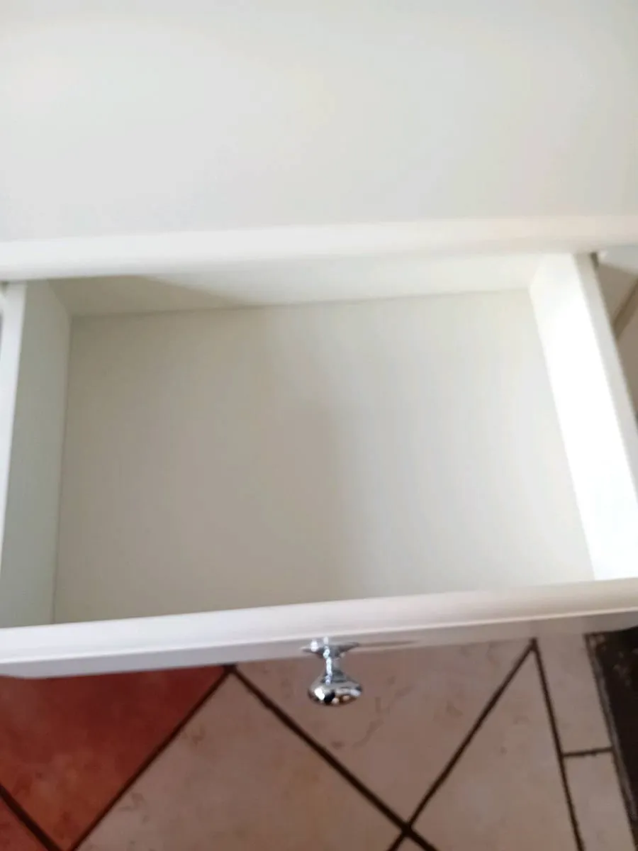 Hall table60  and lamp 60 - Image 2