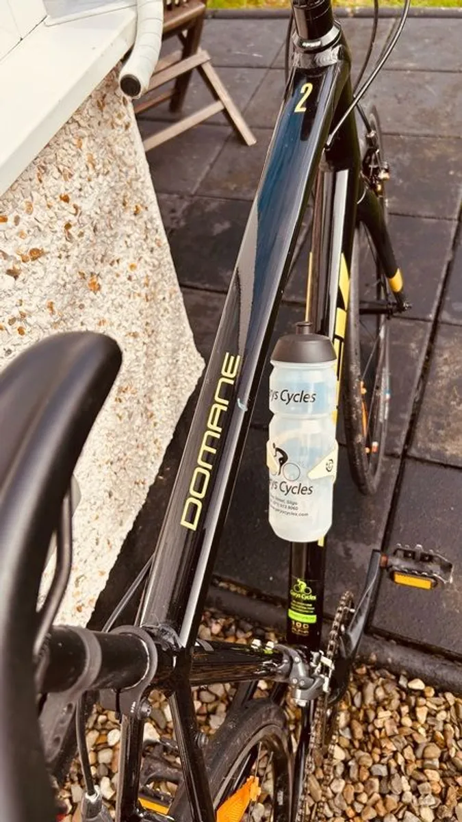 trek 2 Bike - Image 2