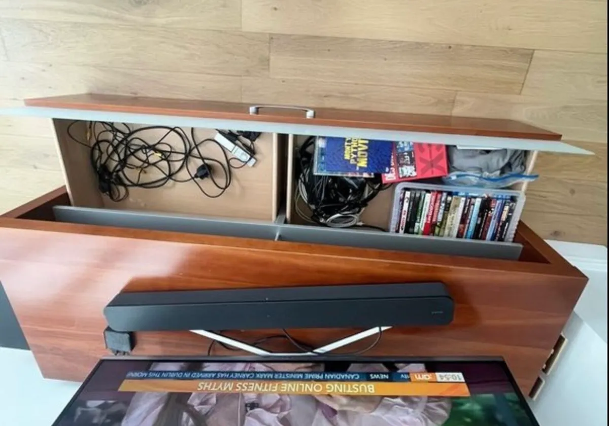 Bo Concept TV unit with storage - Image 2
