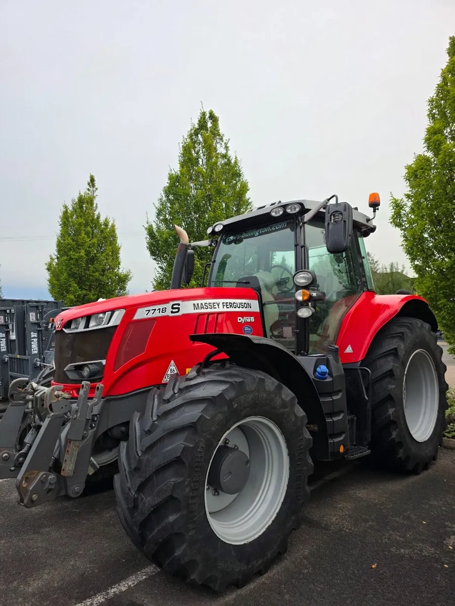 2022 Massey Ferguson 7718S Dyna 6 - Image 2