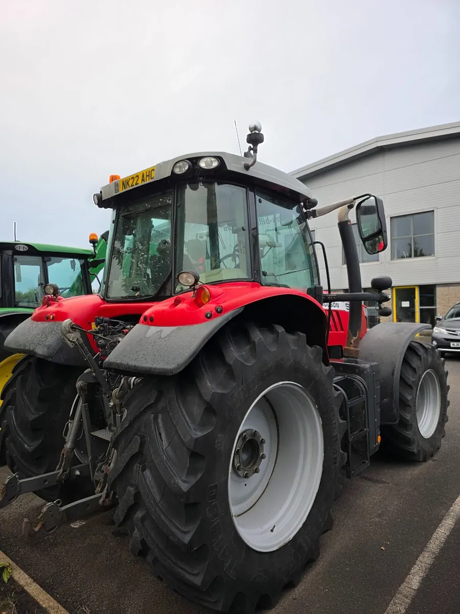 2022 Massey Ferguson 7718S Dyna 6 - Image 3