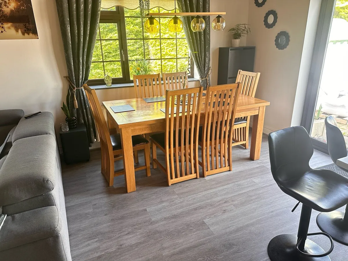 Oak wood Dining Table - Image 3