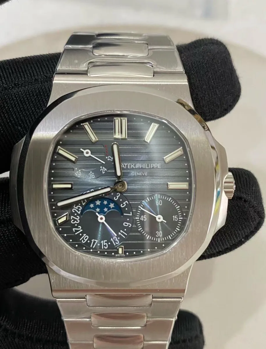 5712 Watch - Image 1