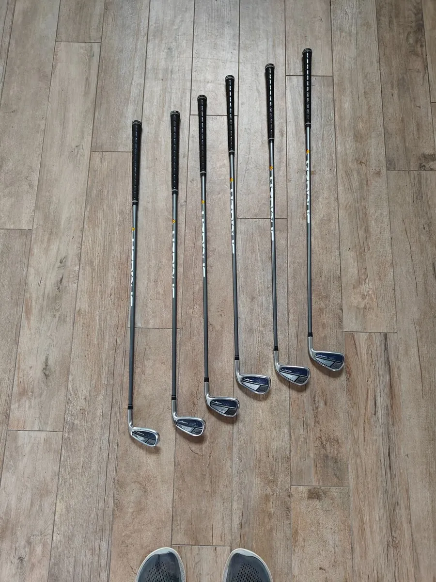 Golf irons paradym 6 to Aw graphite shaft - Image 1