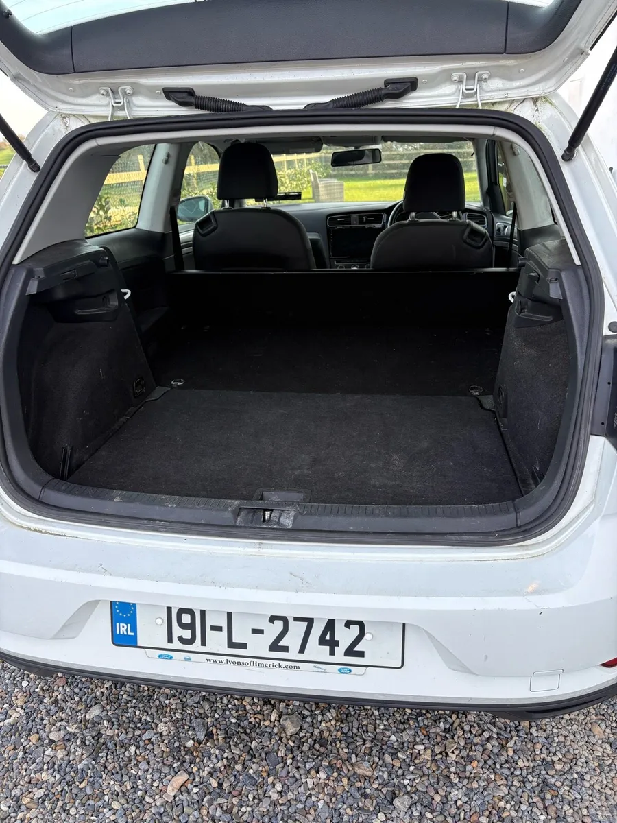 2019 Volkswagen Golf Van - Image 3