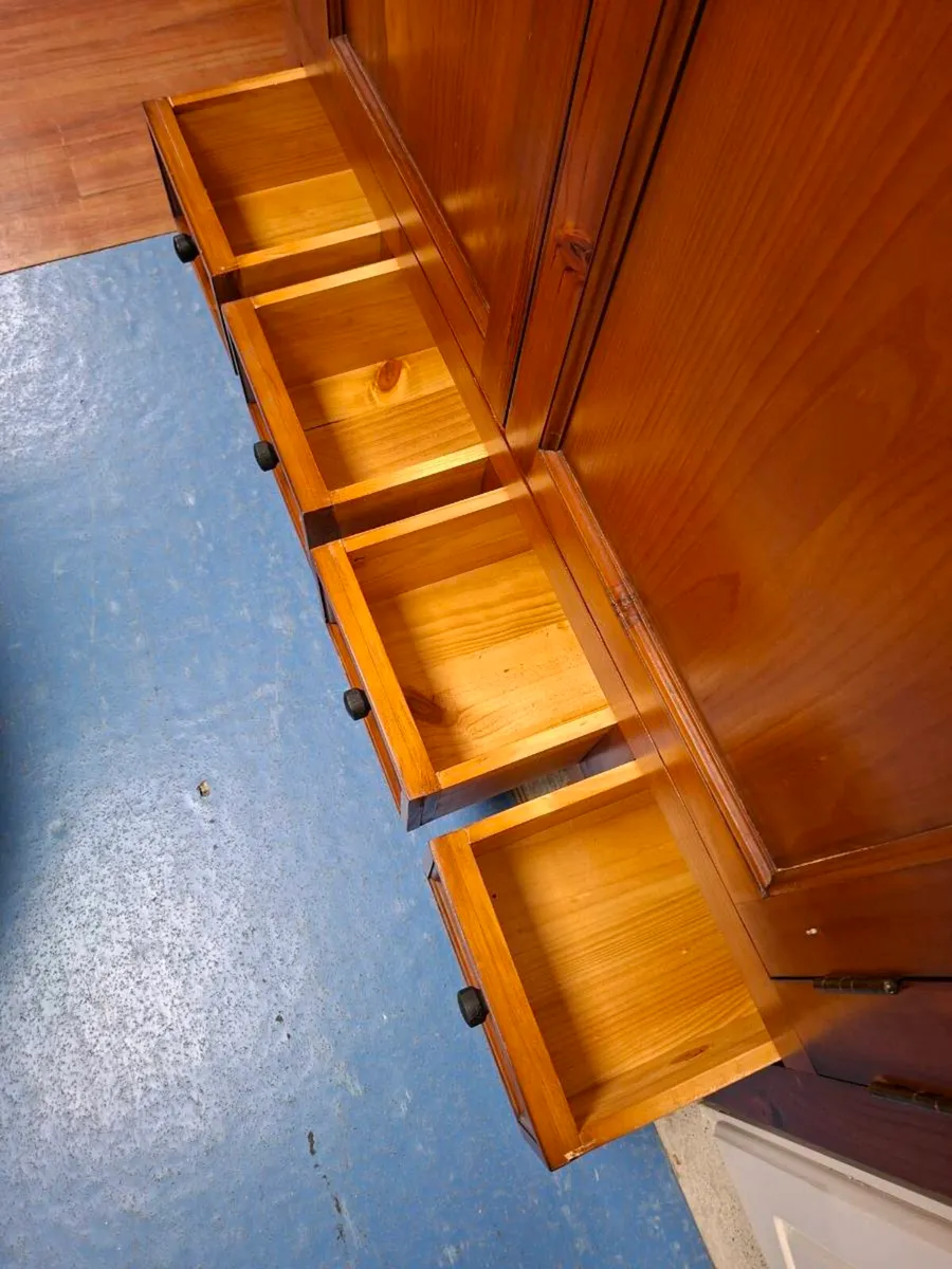 SOLID PINE WARDROBE - Image 3