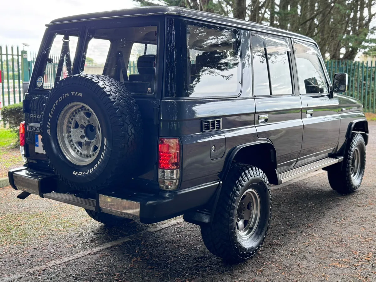 1992 Toyota Land Cruiser 70 Series MANUAL - Image 2