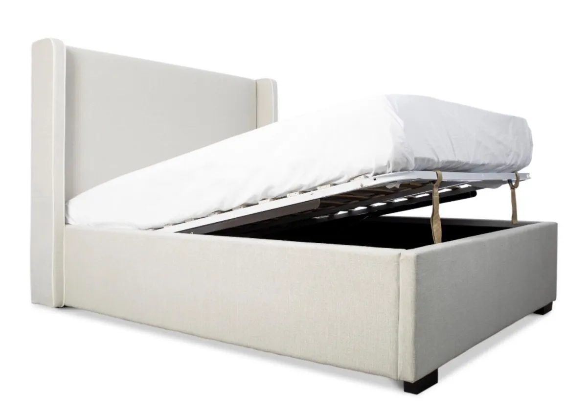 King size bed - Image 3