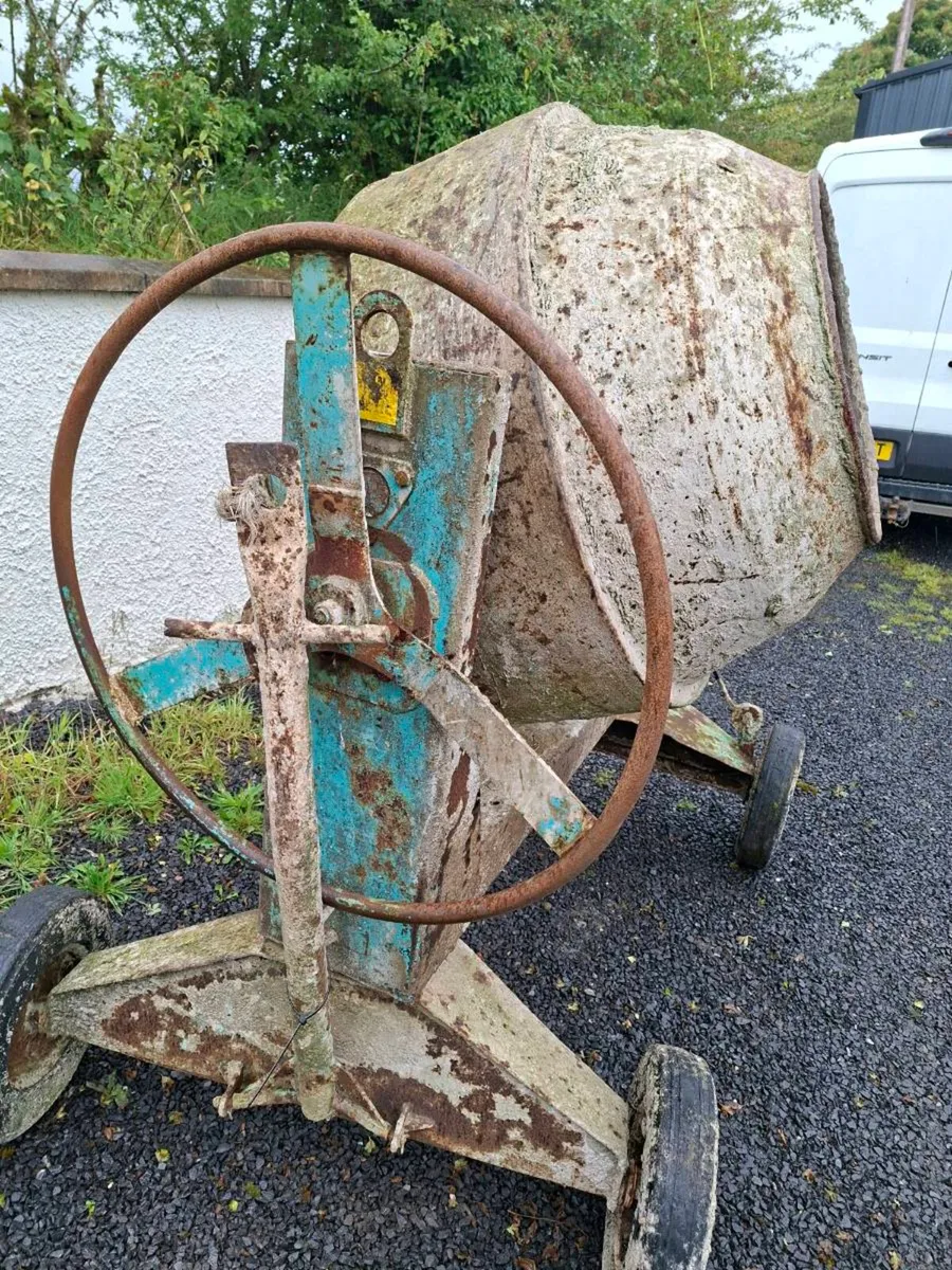 Cement mixer - Image 3