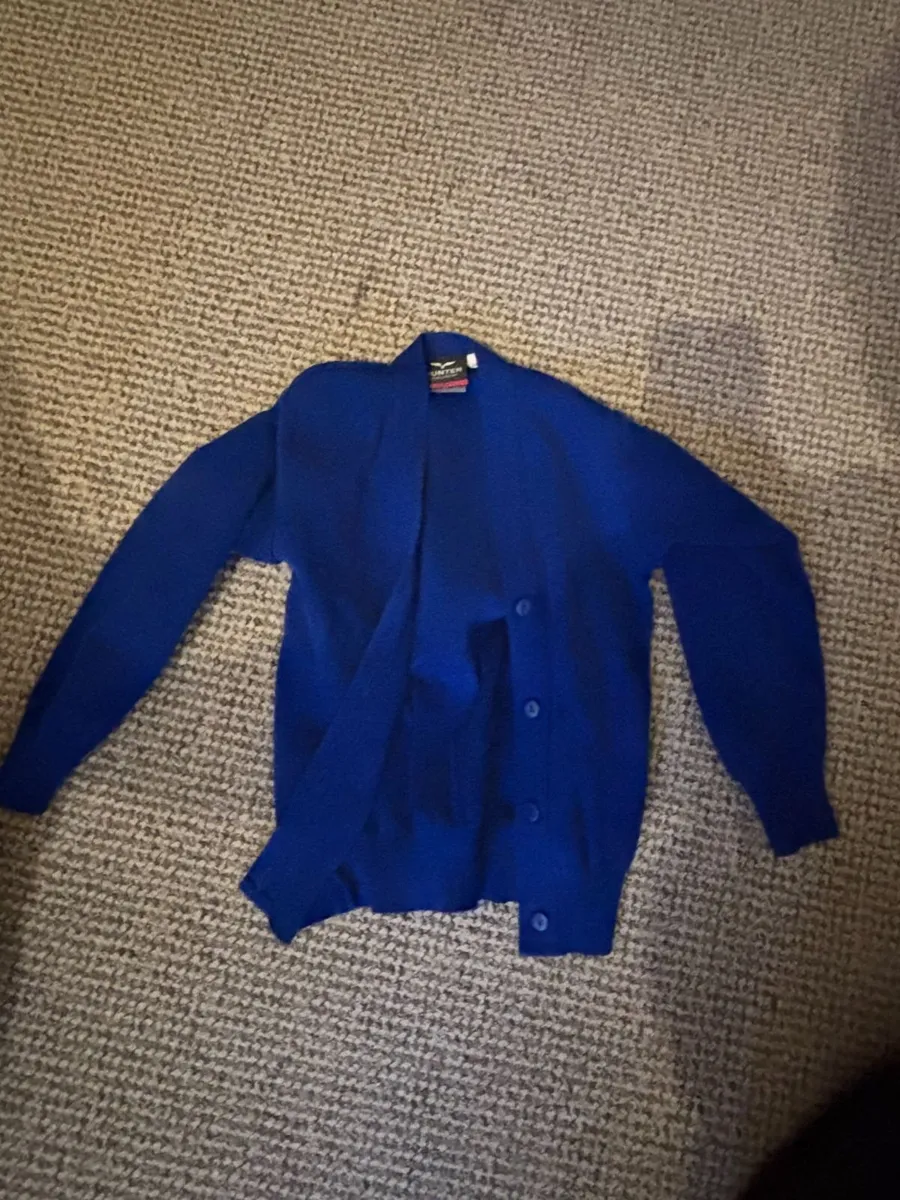 School uniforms - Image 1