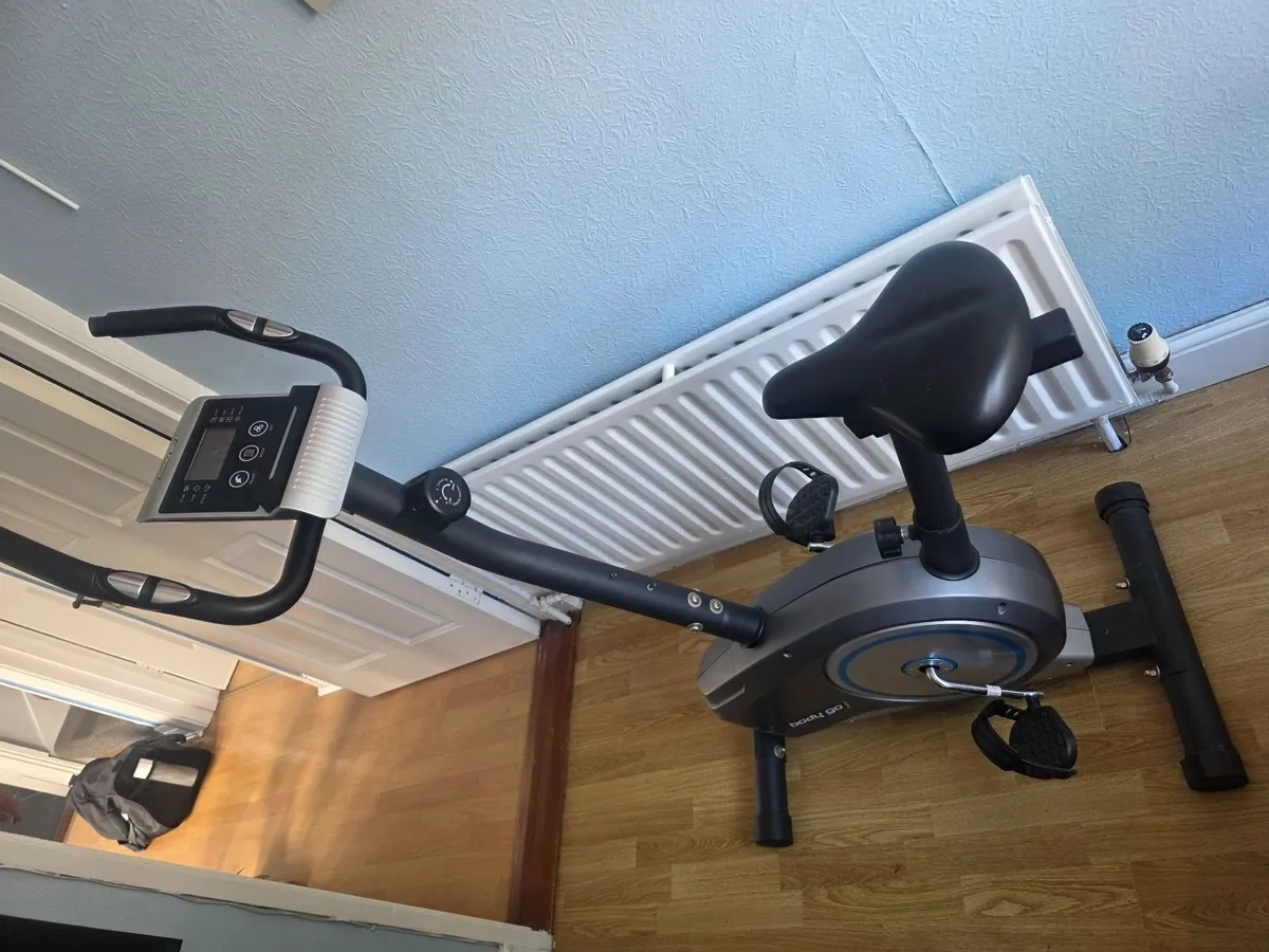 Cycling bike - Image 2
