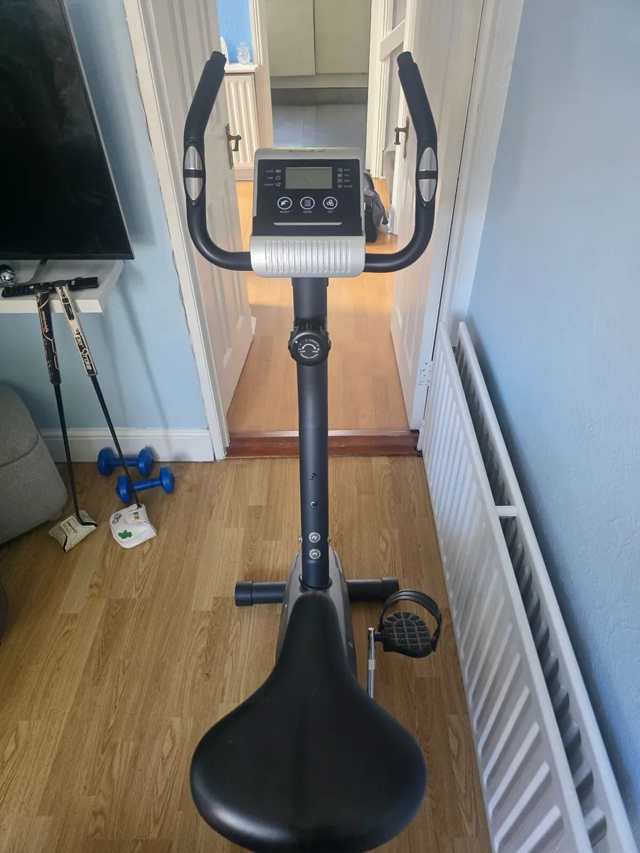Cycling bike - Image 1