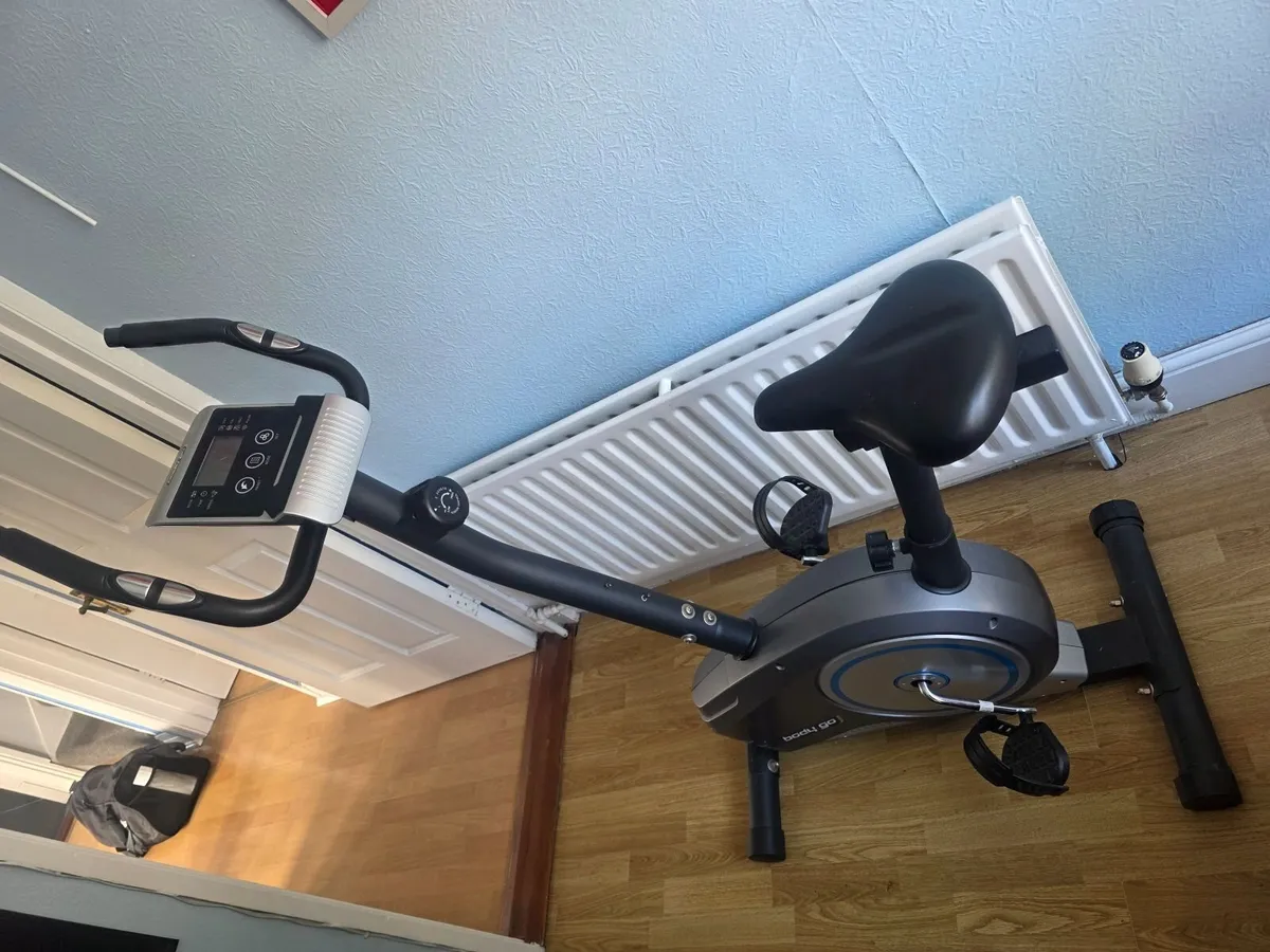 Cycling bike - Image 4