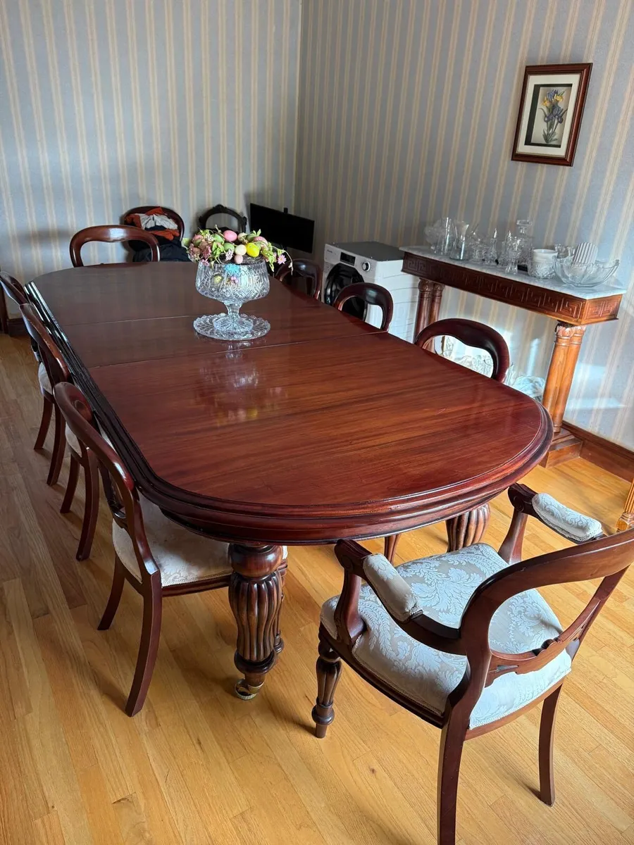 Dining room table - Image 3