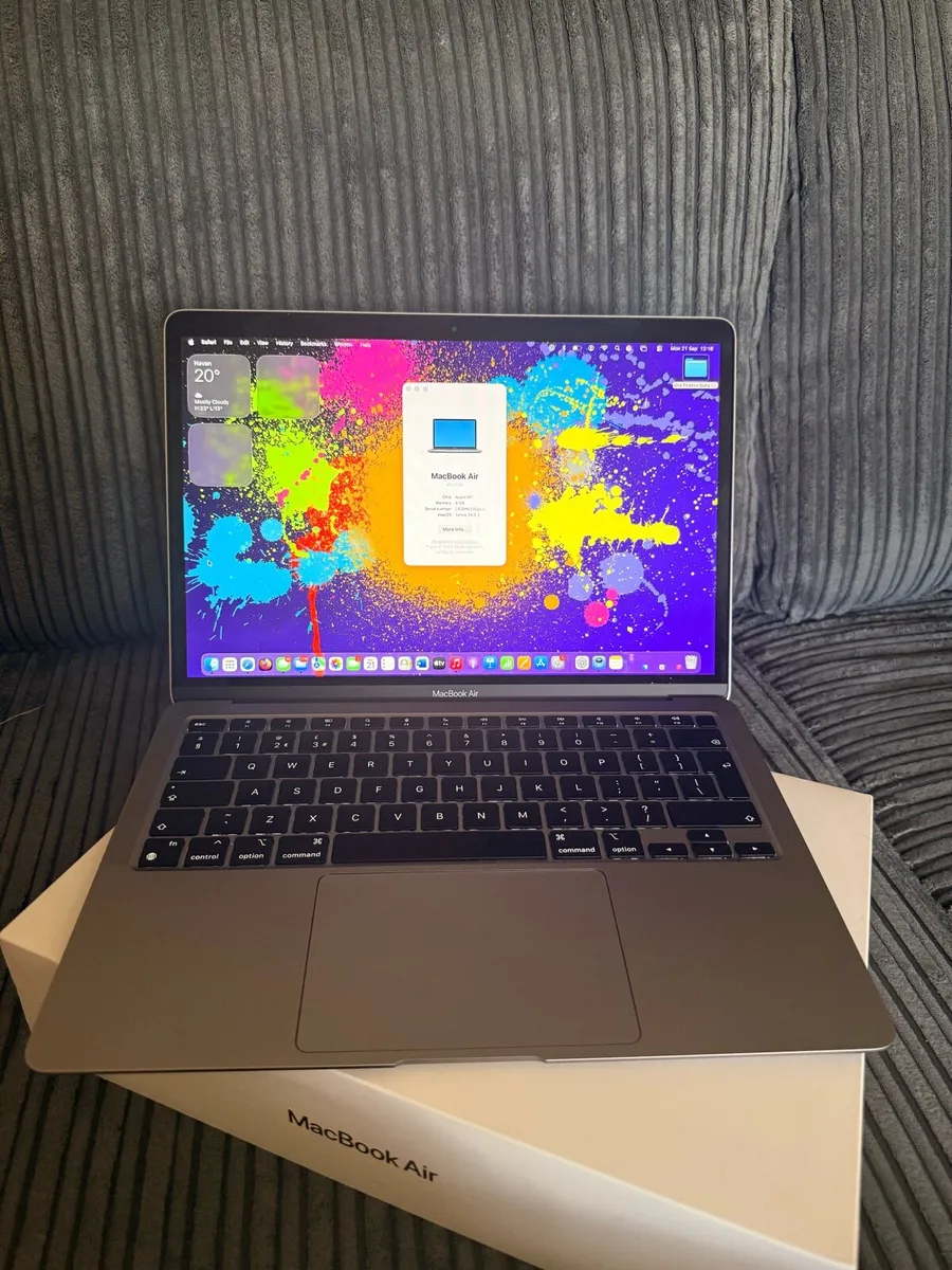 MacBook Air 2020 M1 Chip - Image 1
