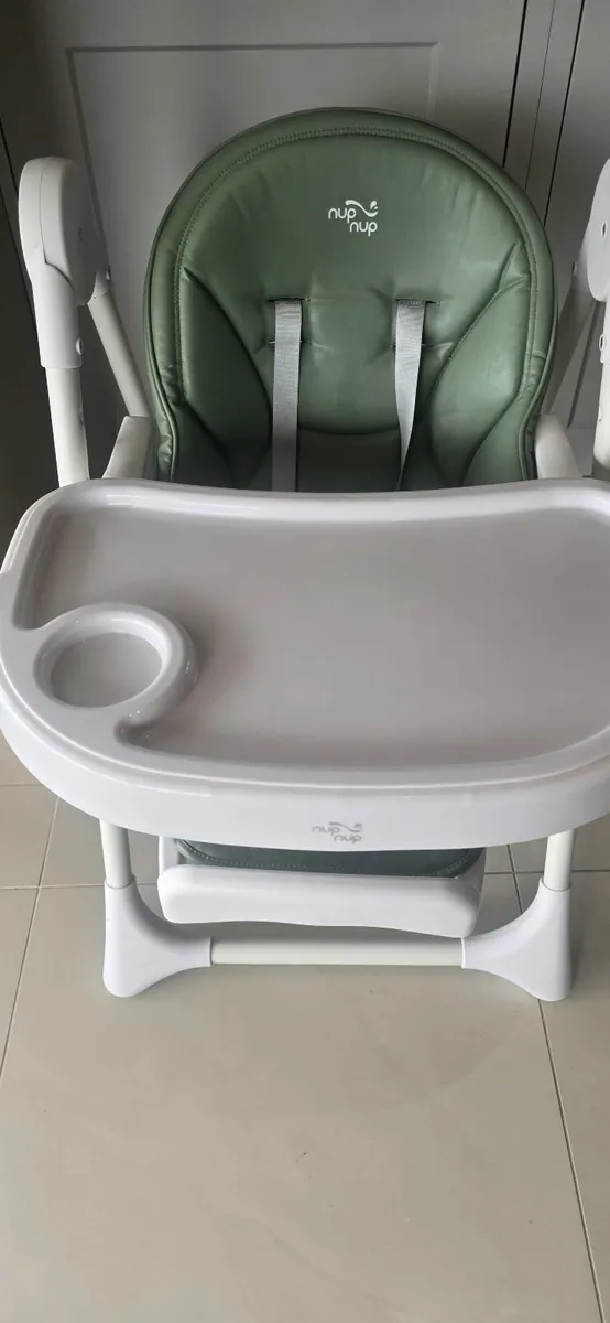 Nup Nup high Chair - Image 3