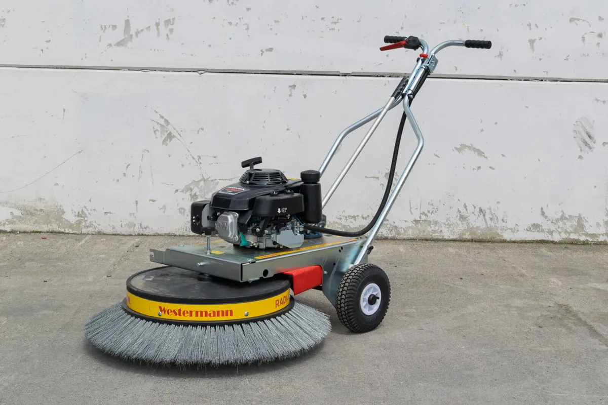 Westermann WR870 Honda-Powered Petrol Rotary Brush - Image 1