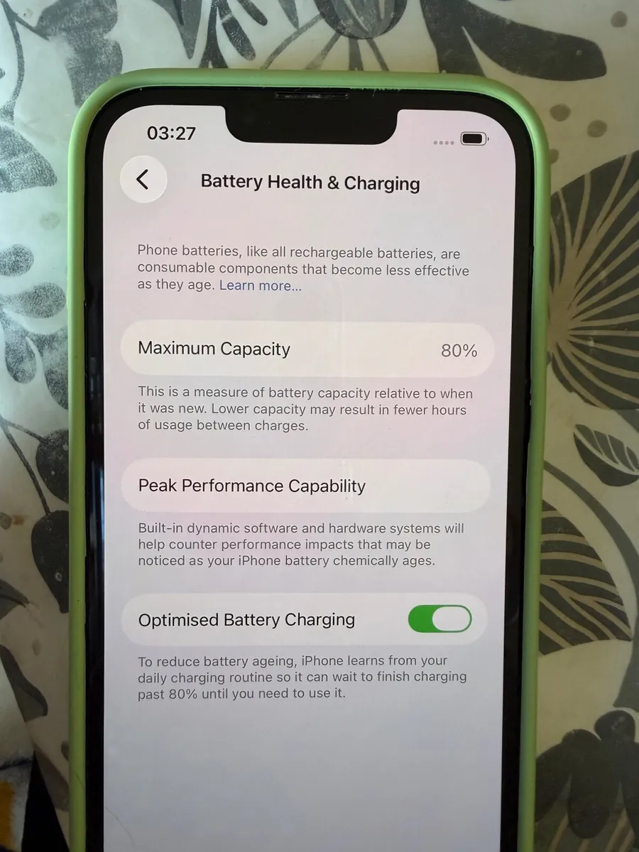 iPhone 13 - Image 2