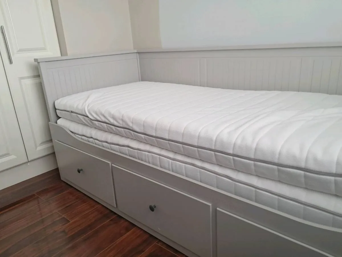 IKEA DAY BED - Image 4