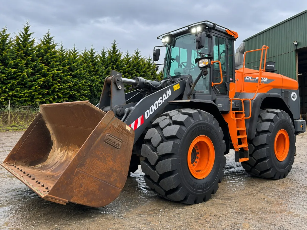 Doosan DL320-7 2021 - Image 1