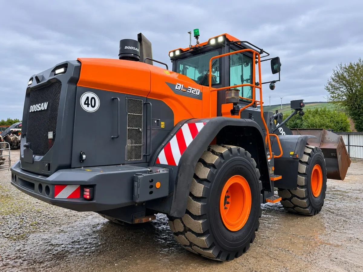 Doosan DL320-7 2021 - Image 3
