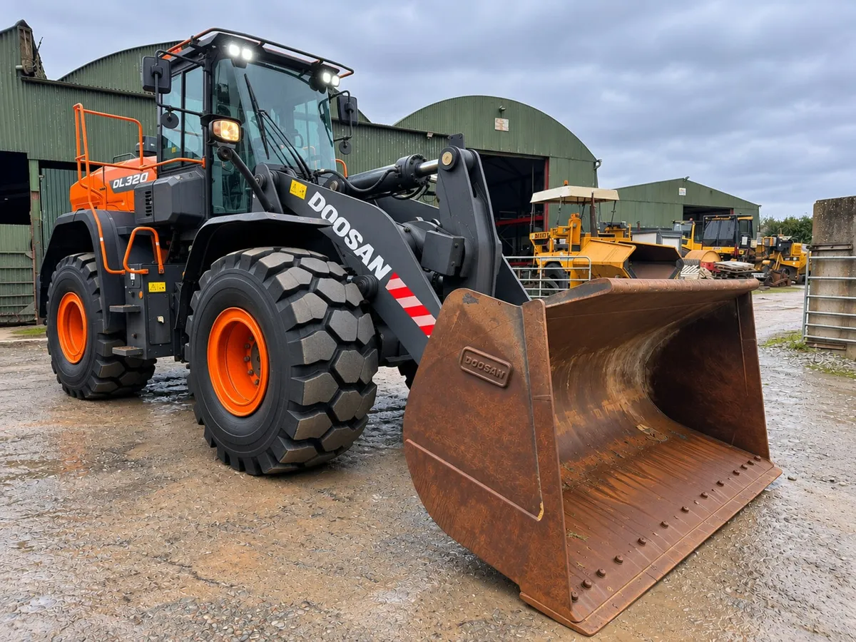 Doosan DL320-7 2021 - Image 4