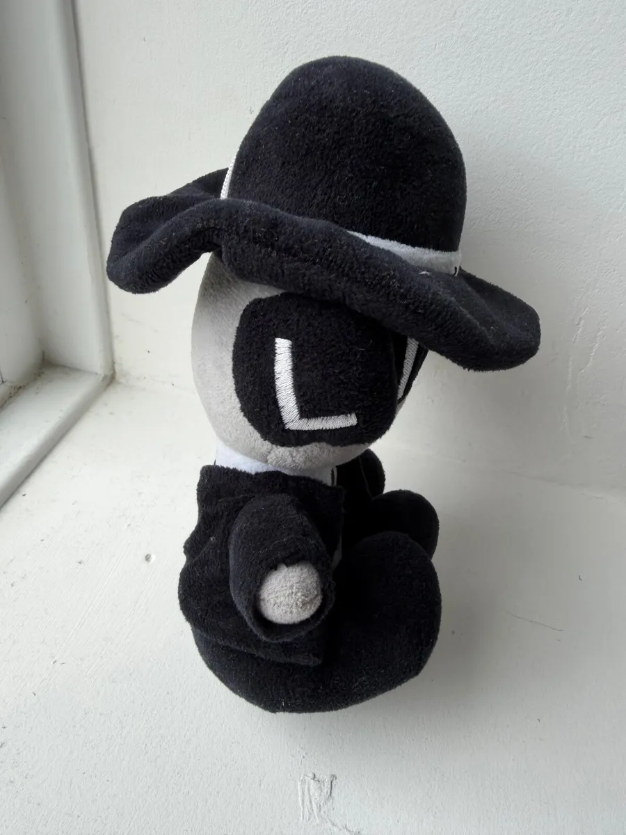 Chance from Forsaken Roblox plushie - Image 3