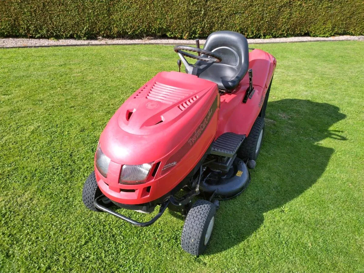 Ride On Mower - Image 2