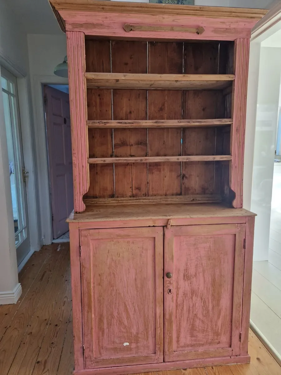 kitchen cuboard