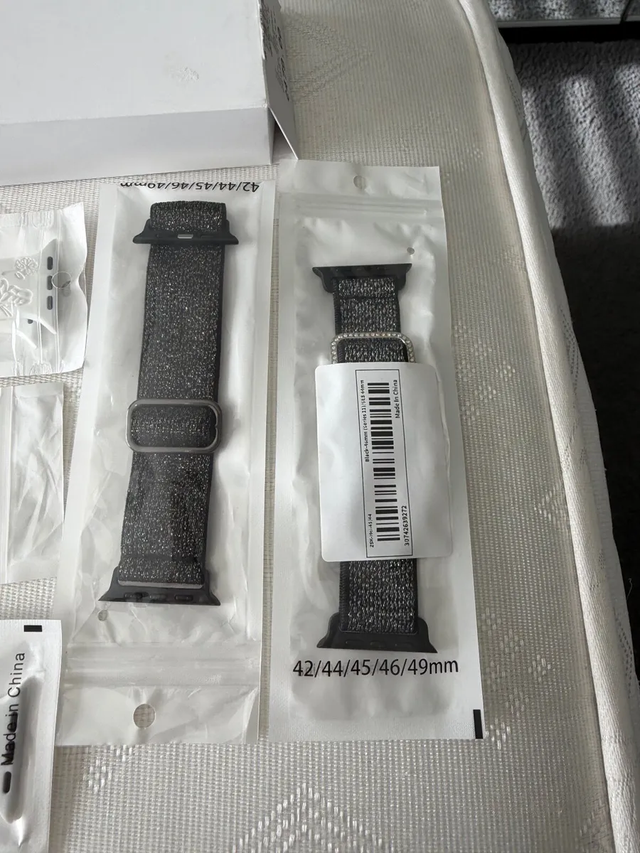 Apple Watch series 11 46mm silver - Image 3