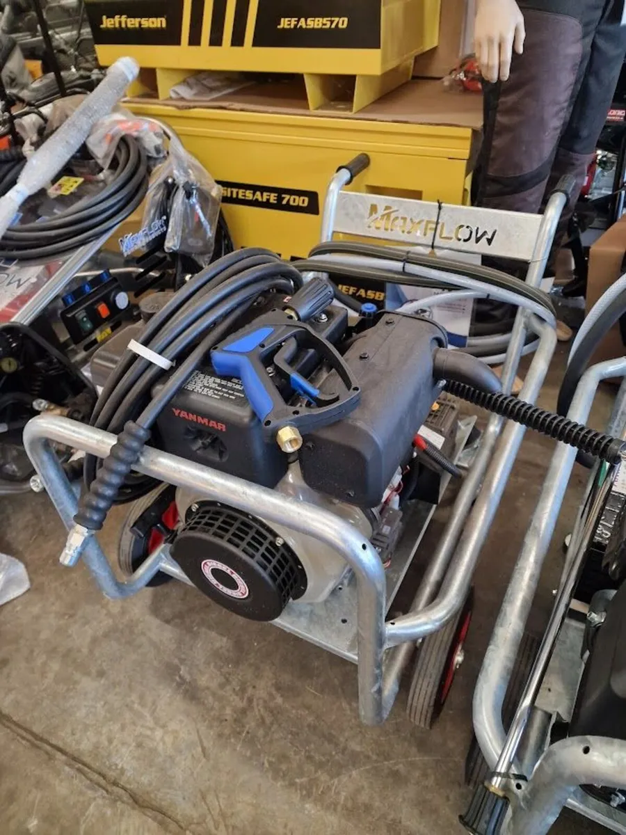 YANMAR DIESEL 3000PSI PRESSURE WASHER - Image 2