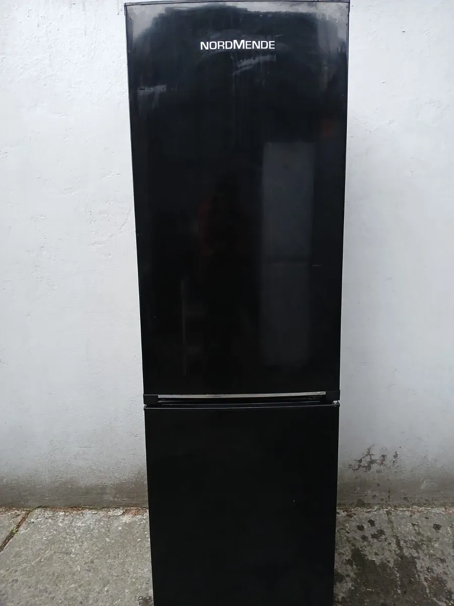 FRIDGE AND FREEZER MAKE NORDMENDE - Image 1