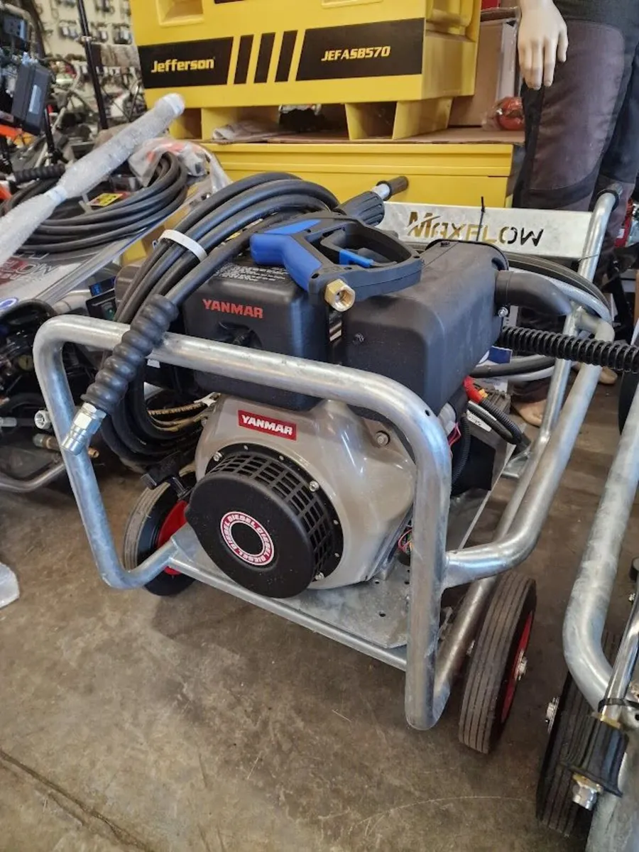 YANMAR DIESEL 3000PSI PRESSURE WASHER - Image 1
