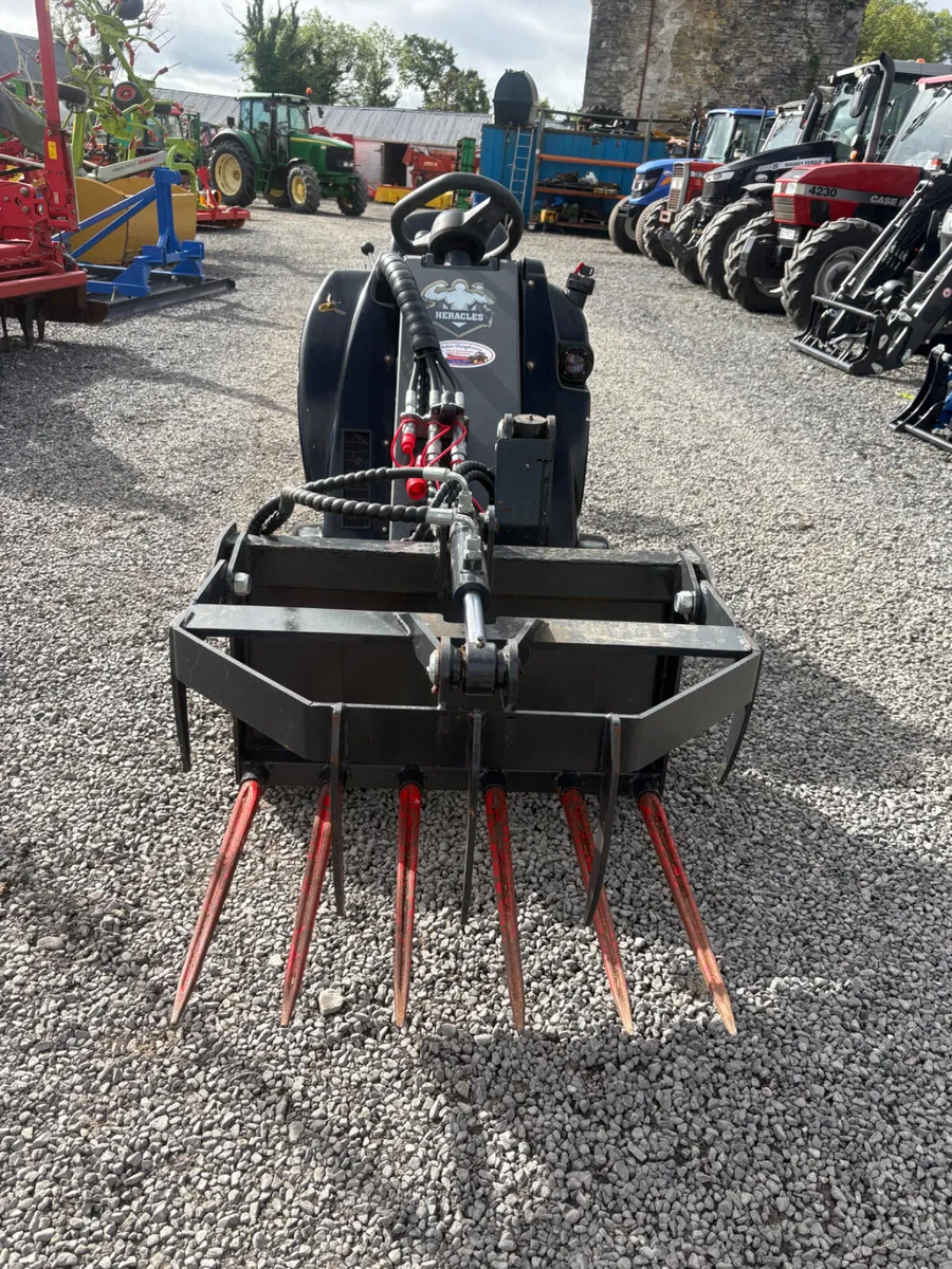 Heracles hydrostatic loader - Image 3