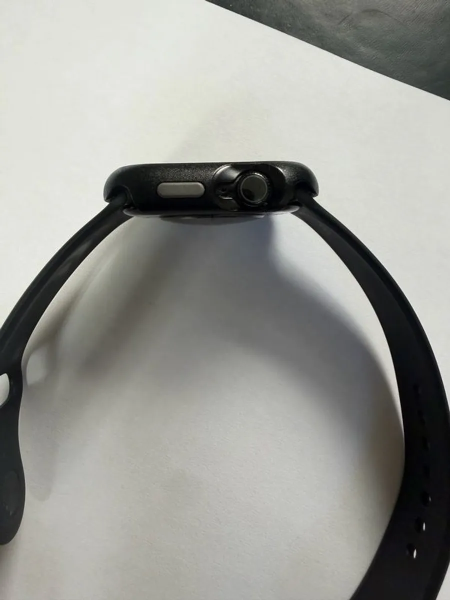 Apple Watch Series 10 - Image 4