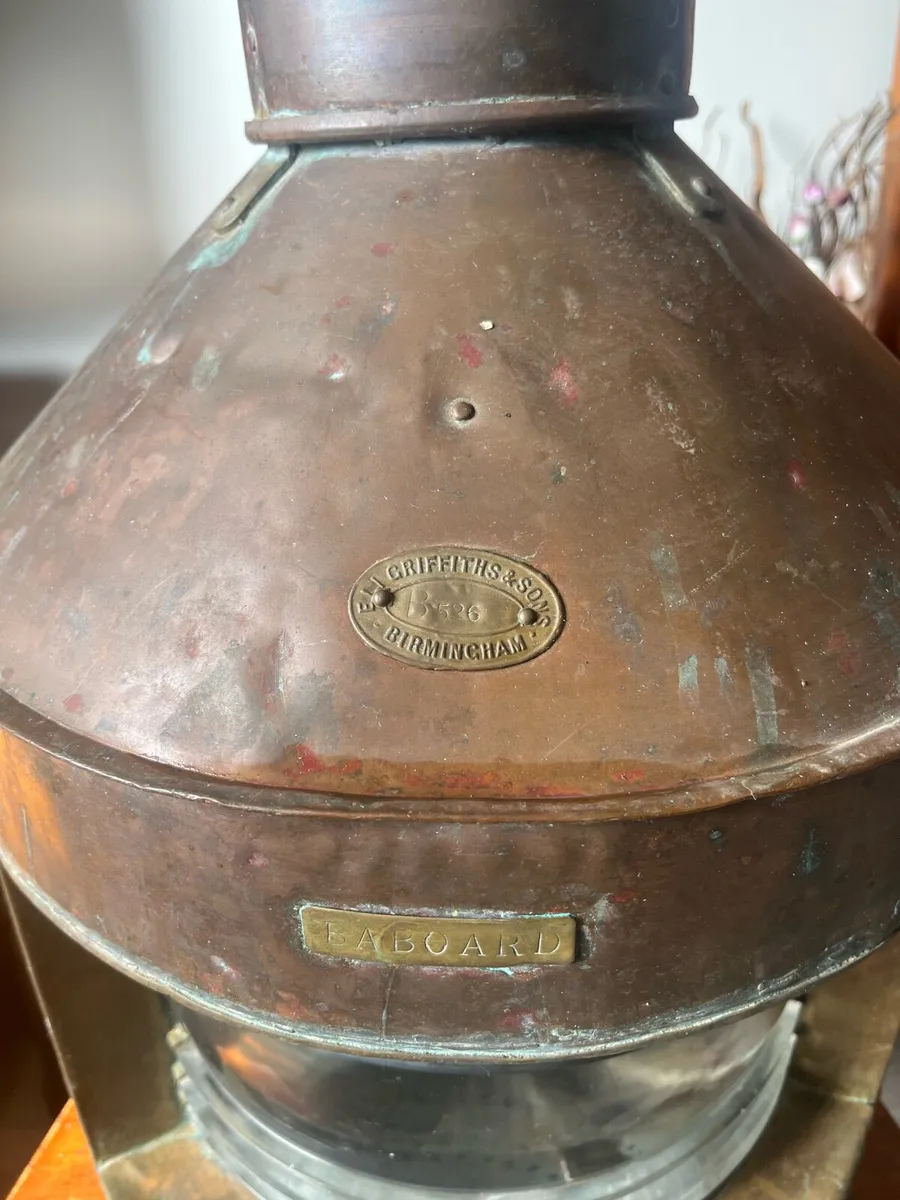 Antique Eli Griffith & Son Ships Large Ships Lamp - Image 4