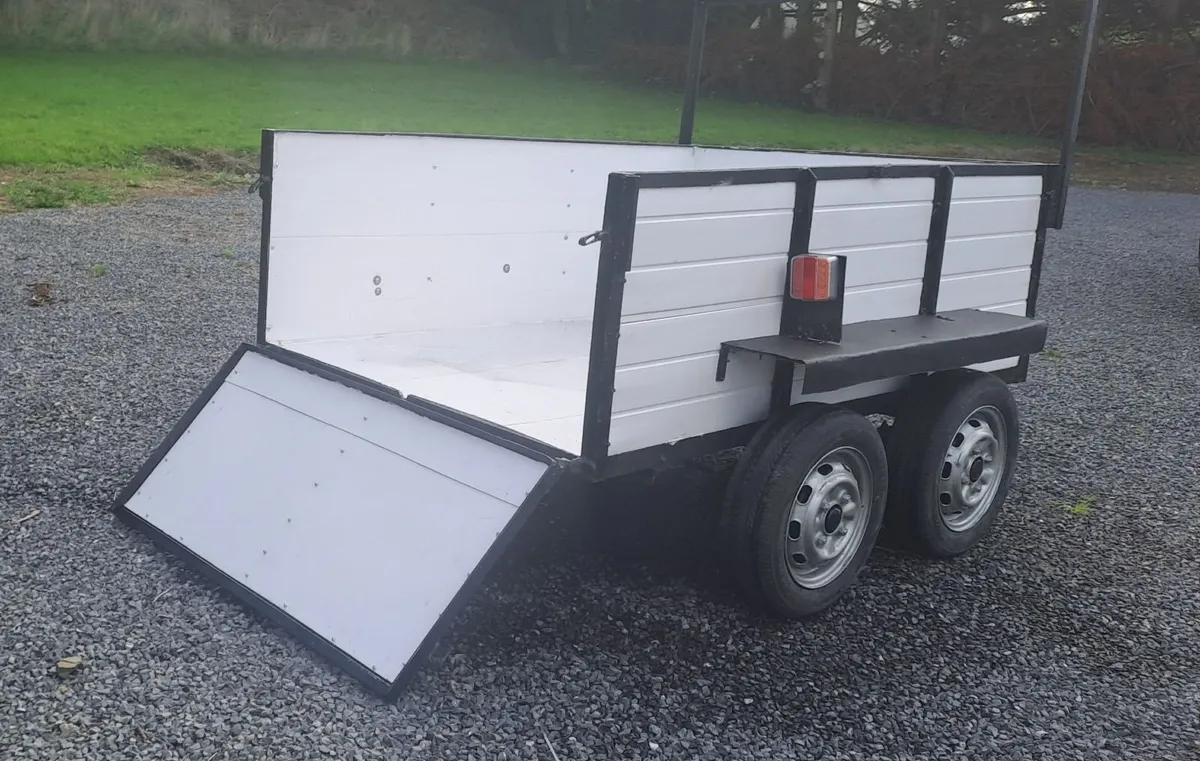 Trailer - Image 2