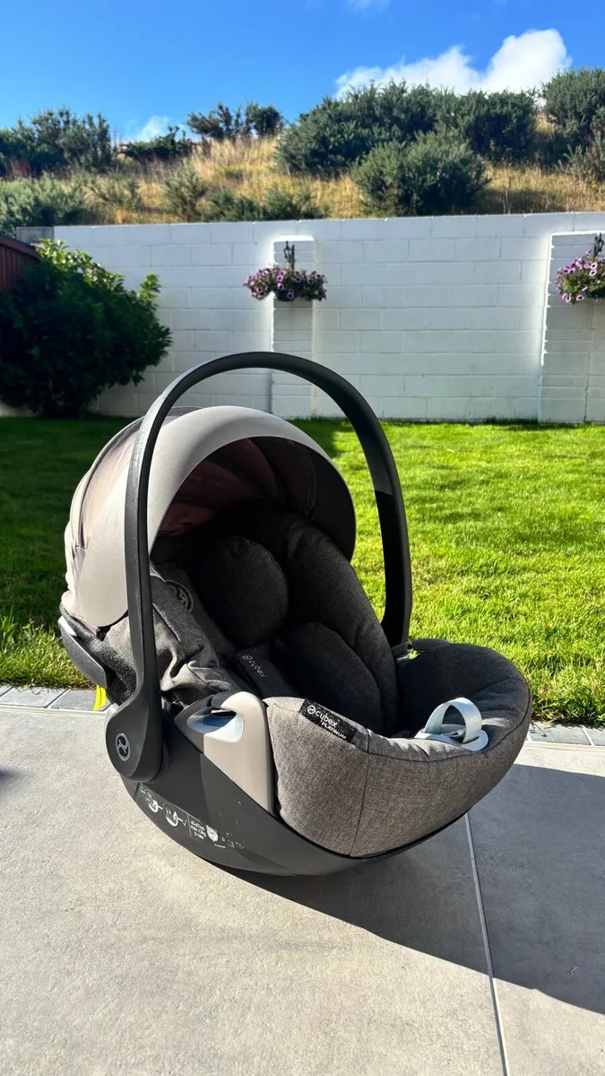 Car seat Cybex Cloud Z i-Size Very Good condition - Image 2