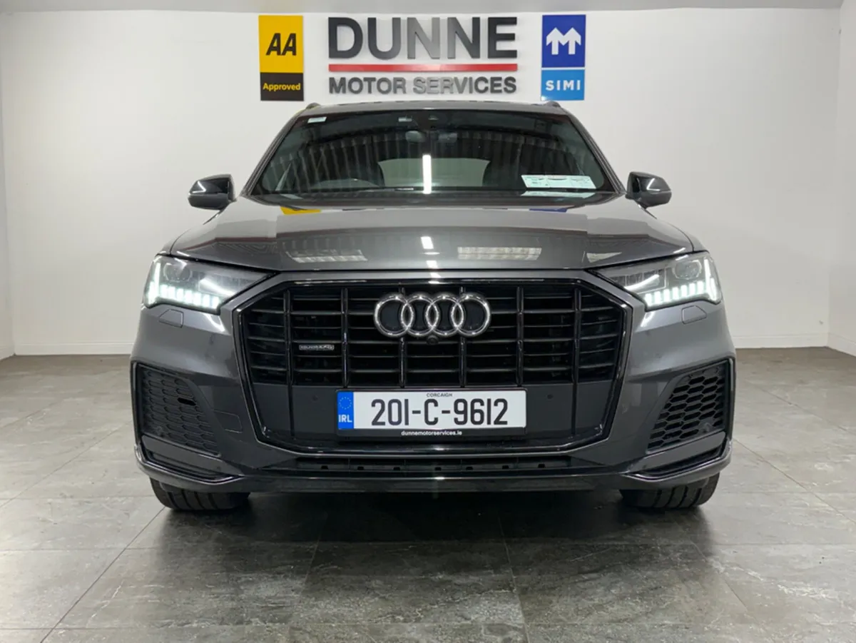 Audi Q7 **COMMERCIAL 3.0 QUATTRO BLACK EDITION **2 - Image 3