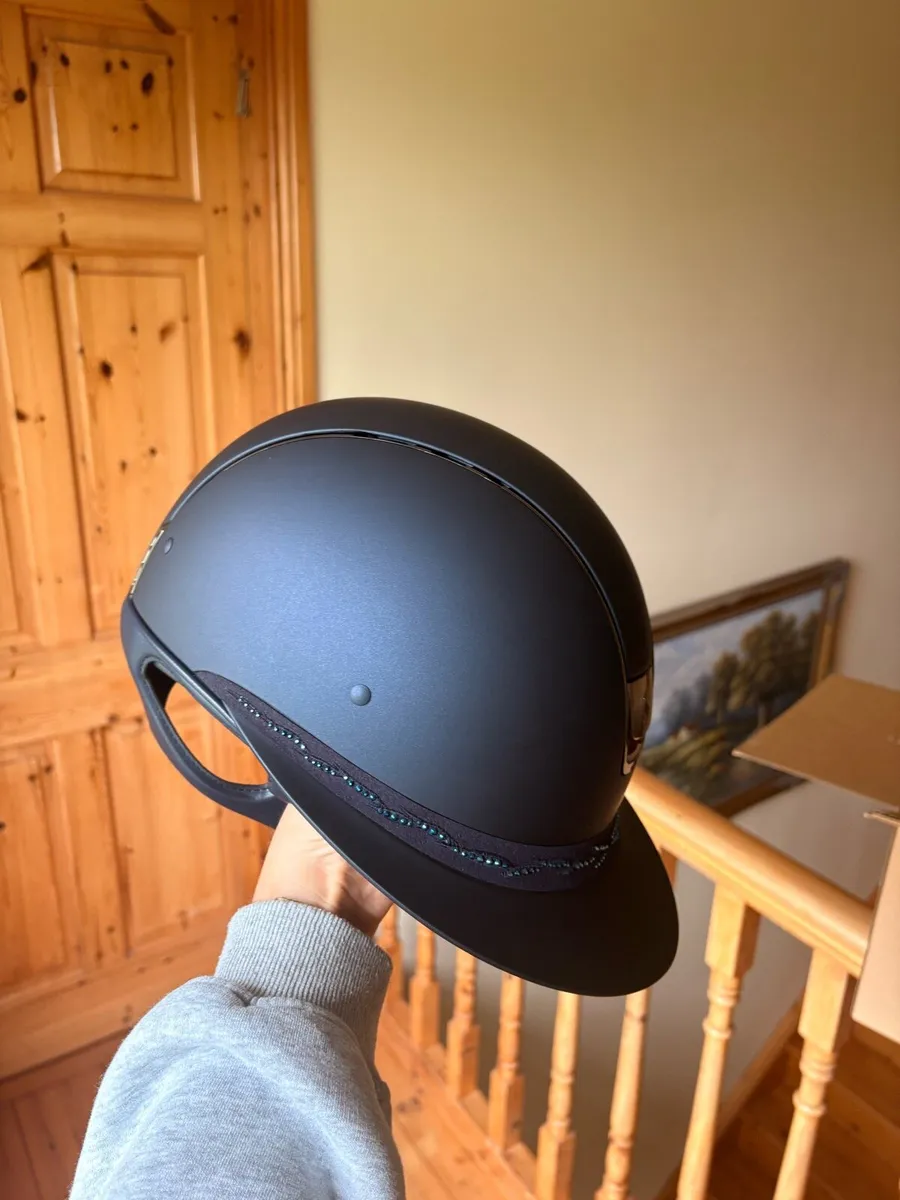 Miss Shield Helmet - Image 3