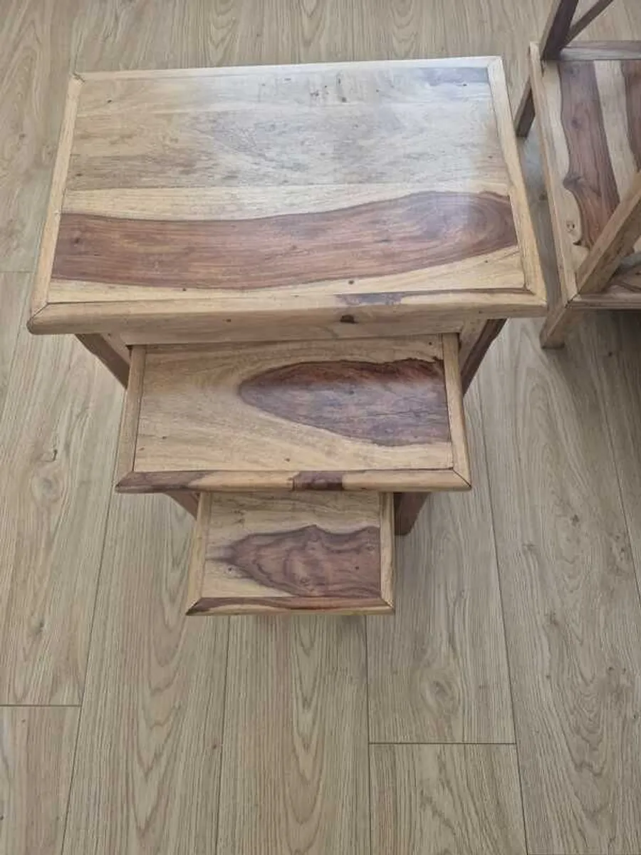 Hardwood dining table and accessories - Image 2