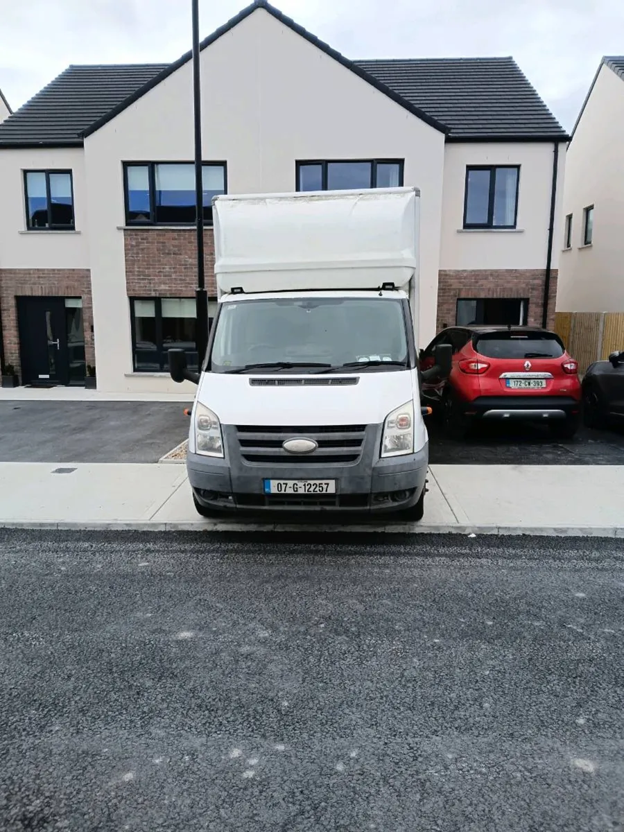 Ford transit box van with tail lift - Image 1