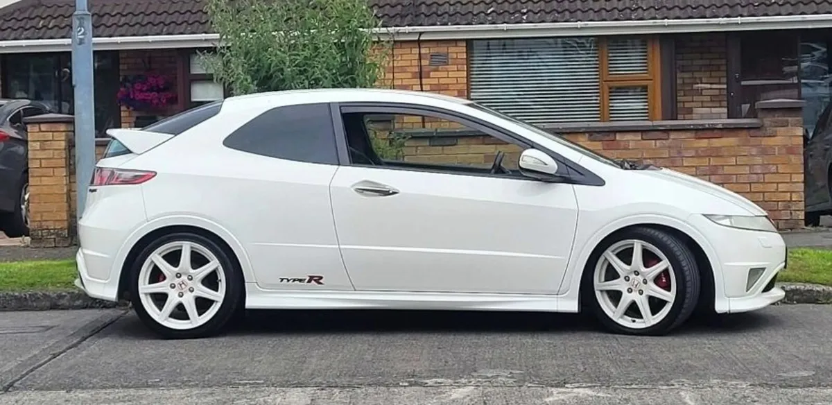 Fn2 championship white project k20 - Image 2