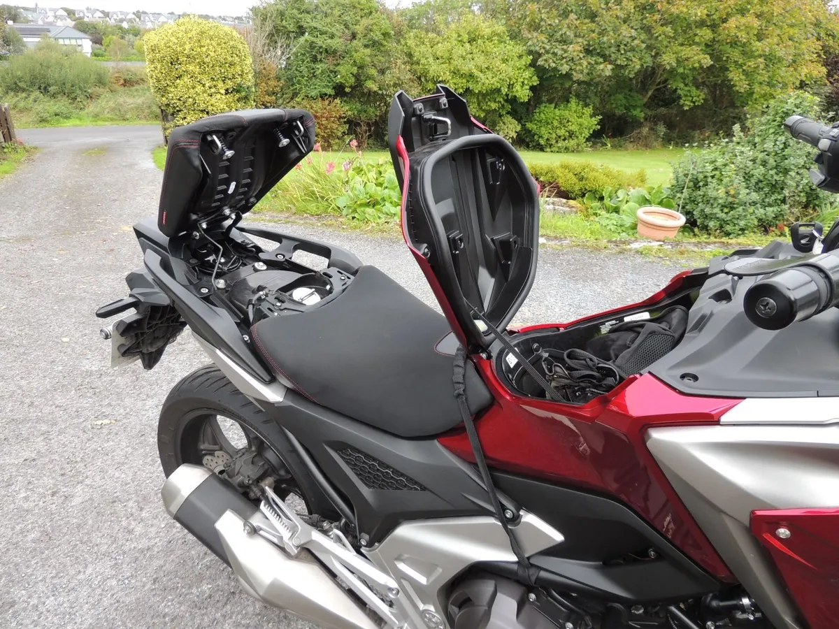 Honda NC750X DCT. 21-25. Genuine OEM Comfort Seat - Image 3