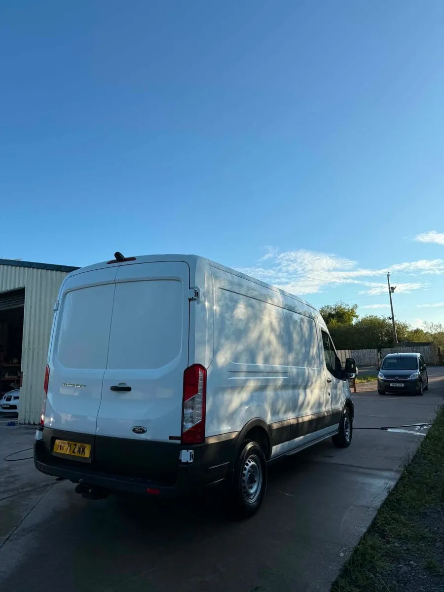 Ford transit - Image 2