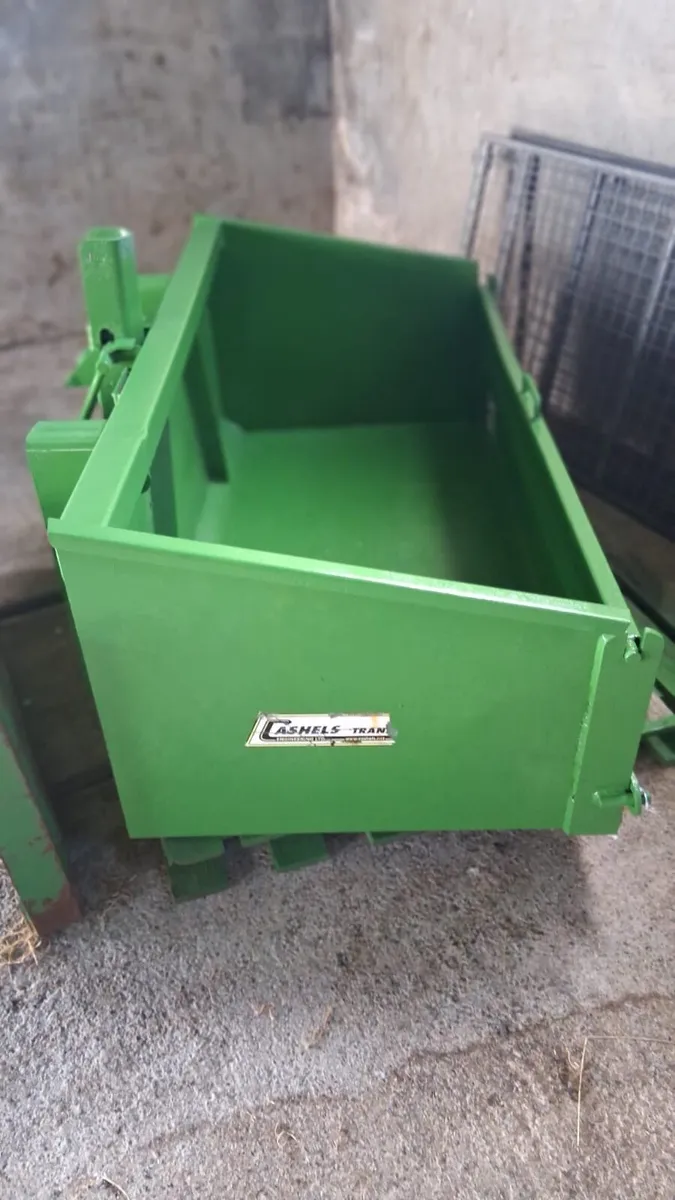 Cashels  5 Foot Hevy Duty transport box - Image 1