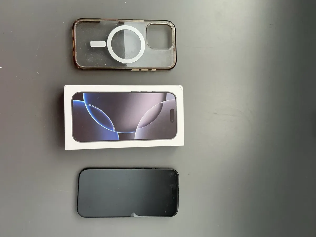 iPhone 16 pro - Image 3